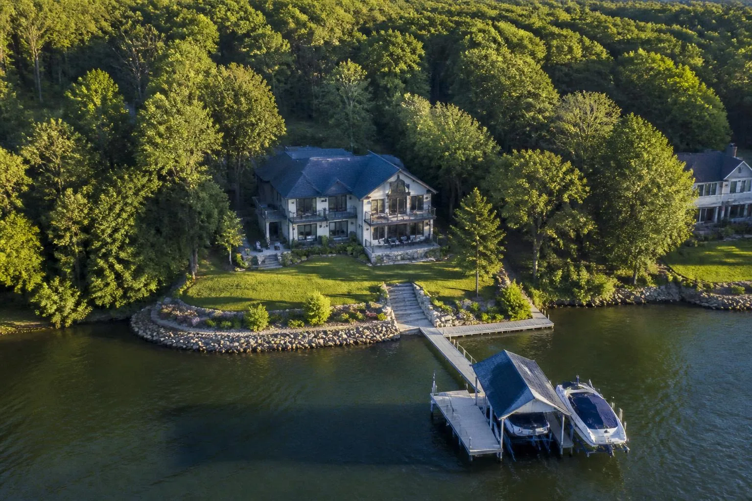 Waterfront estate on Lake Tillery
